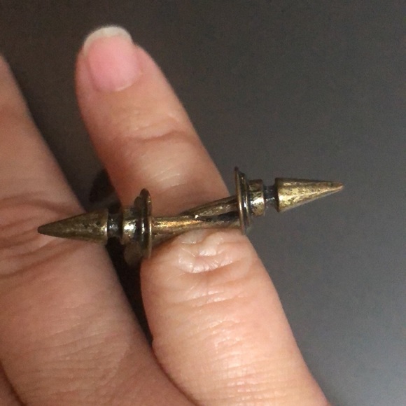 Very cool vintage ring - Picture 2 of 3